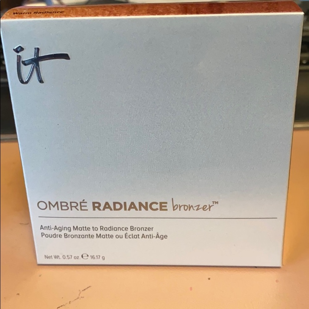 IT Cosmetics - Ombré Radiance bronzer